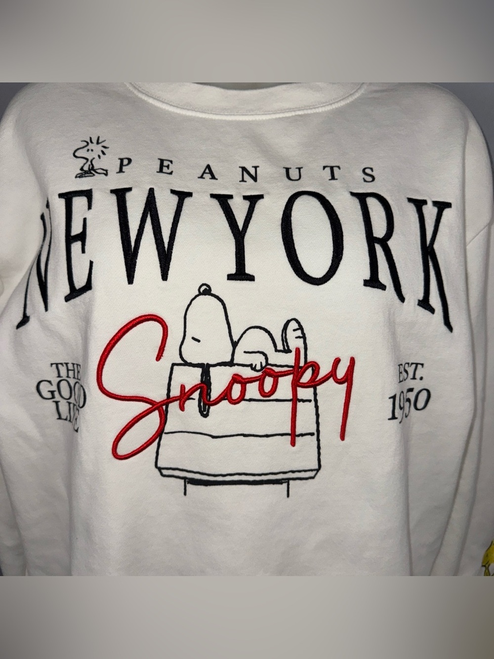 Peanuts Snoopy Embroidered Pullover Sweatshirt XL Ivory New York - Picture 2 of 8